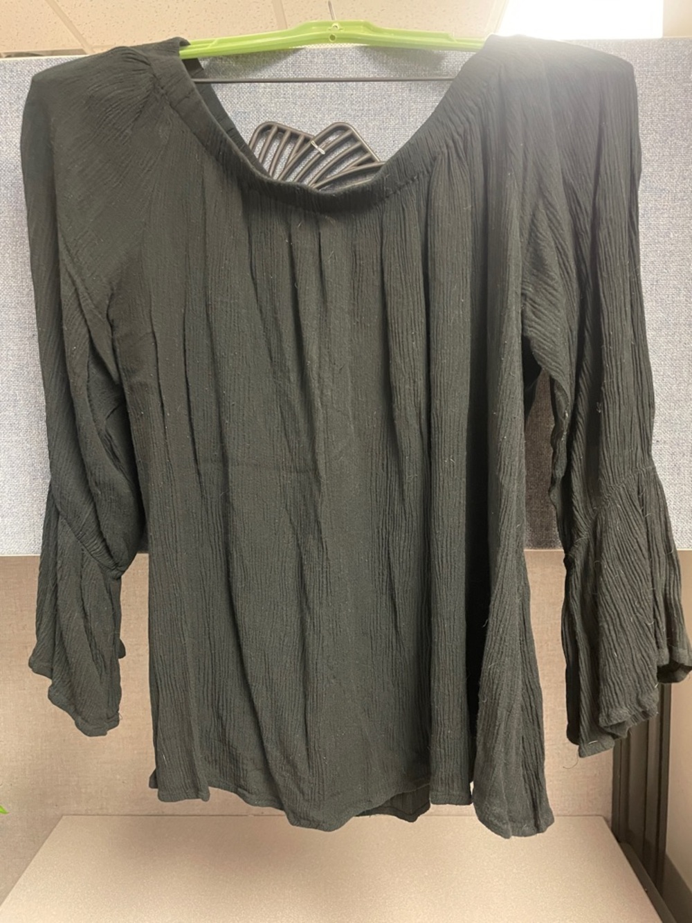 Sanctuary Black Crinkled 3/4 Sleeve Blouse